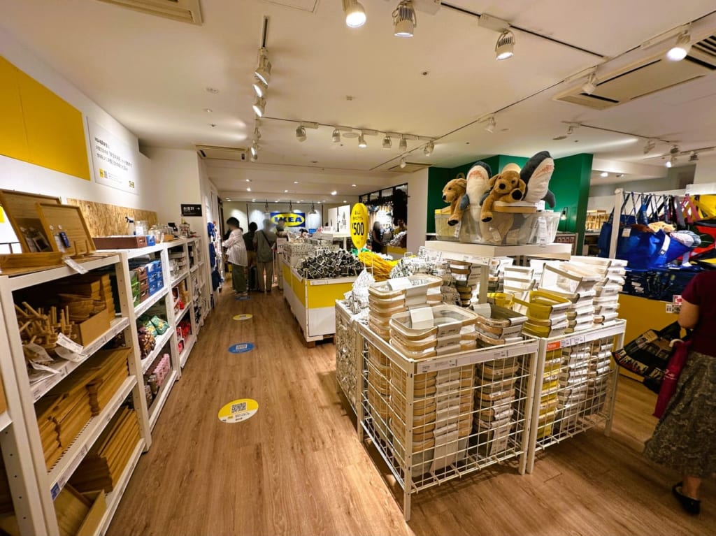 『 IKEA ポップアップストア 』が天神にやってきて１か月経ちましたね。