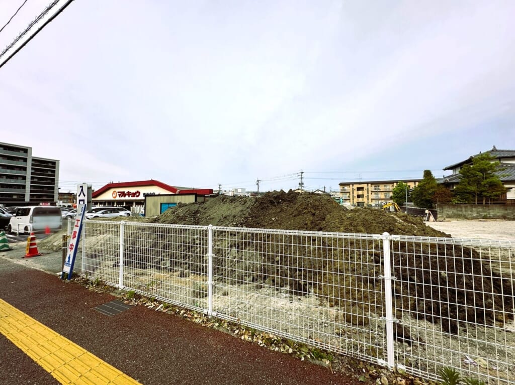 東油山１丁目『 マルキョウ 東油山店 』で、何やら工事が始まっています！