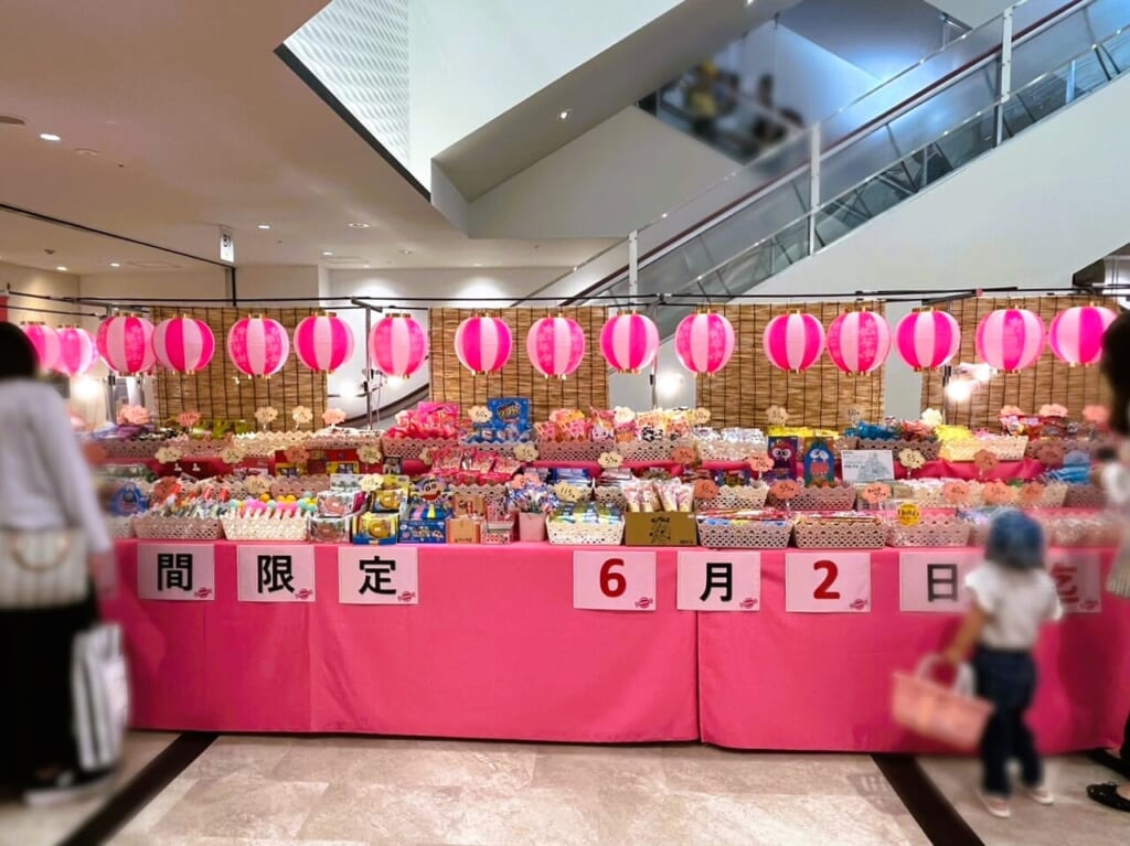 期間限定の ”駄菓子屋さん” がミーナ天神地下１階にオープン！
