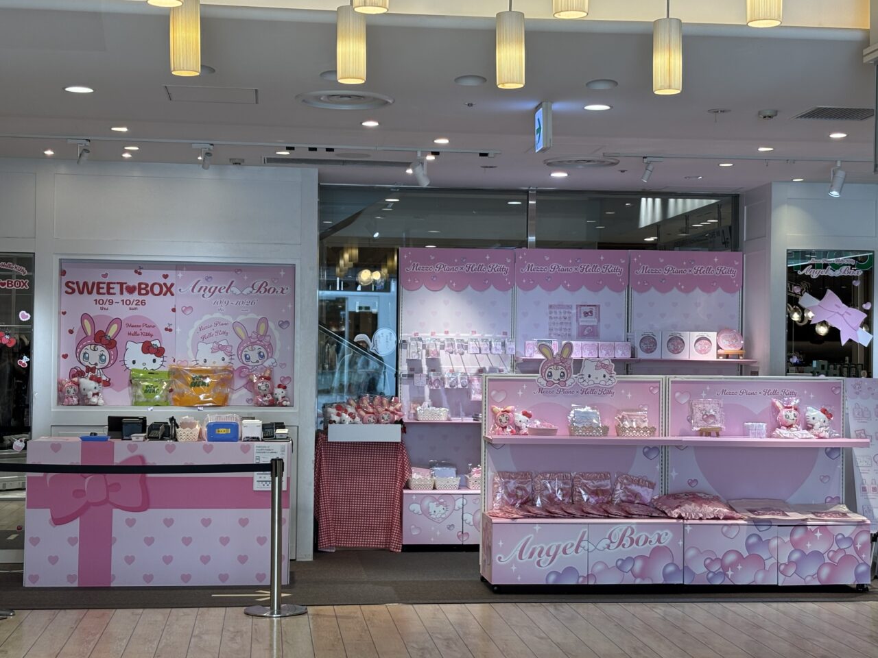 メゾピアノ×ハローキティPOP UP SHOP